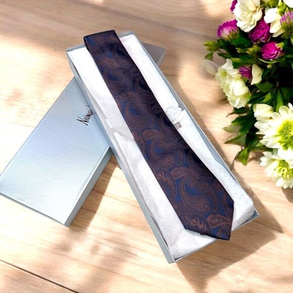 NWT Brunello Cucinelli Silk Paisley Tie - Picture 1 of 5